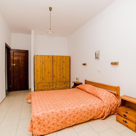 Erato Hotel Apartments Rethymno  Екстер'єр фото